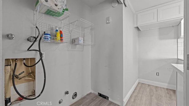 1386 W 8th, Upland, CA 91786