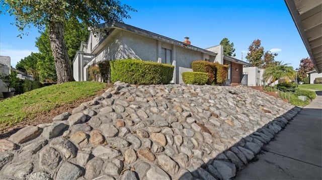 1386 W 8th, Upland, CA 91786