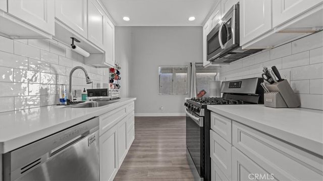 1386 W 8th, Upland, CA 91786