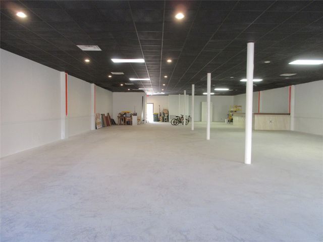 138 Live Oak 1, Marlin, TX 76661