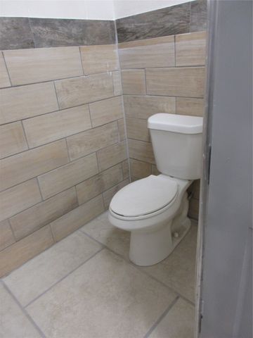 138 Live Oak 1, Marlin, TX 76661