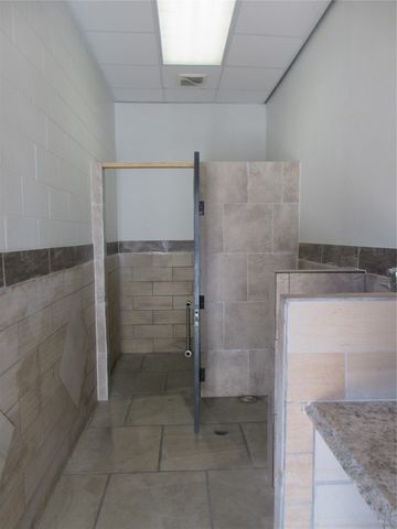 138 Live Oak 1, Marlin, TX 76661