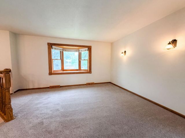 18216 Empire Trail, Farmington, MN 55024