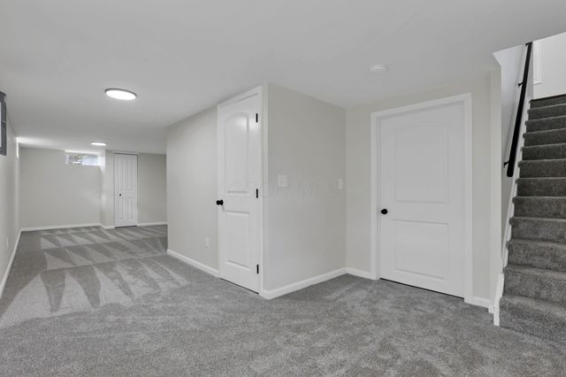 3832 Laguna Drive, Columbus, OH 43232