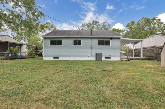 3832 Laguna Drive, Columbus, OH 43232
