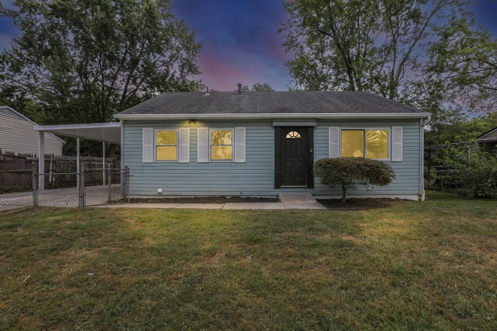 3832 Laguna Drive, Columbus, OH 43232