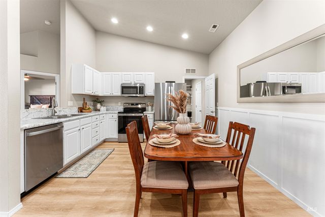 212 Forest Parkway, Caldwell, ID 83605