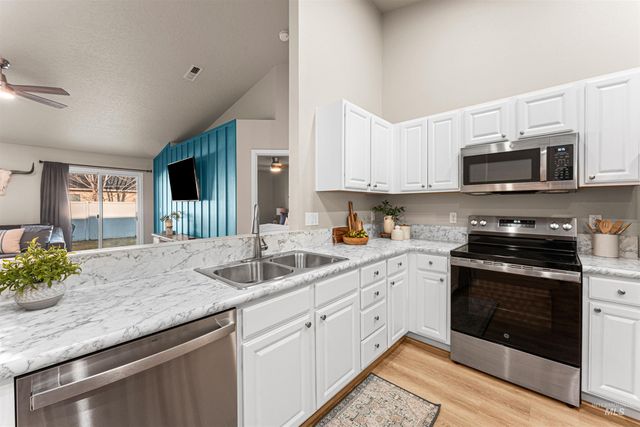 212 Forest Parkway, Caldwell, ID 83605