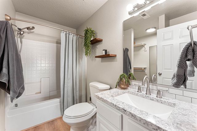 212 Forest Parkway, Caldwell, ID 83605