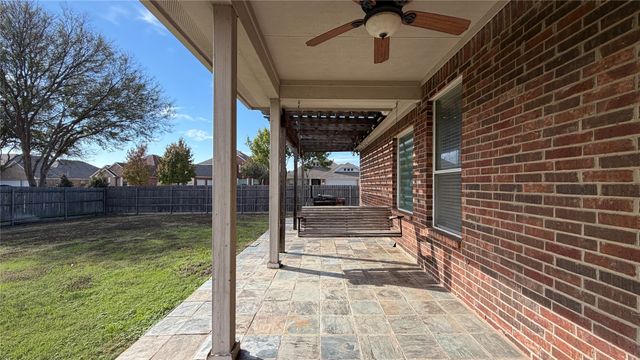 5312 Hockley Drive, Grand Prairie, TX 75052