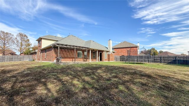5312 Hockley Drive, Grand Prairie, TX 75052