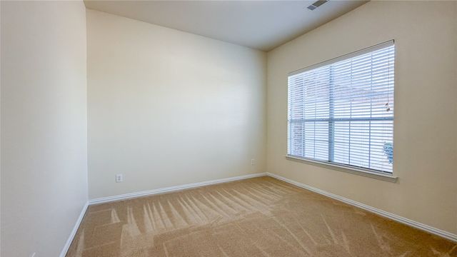 5312 Hockley Drive, Grand Prairie, TX 75052