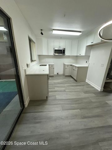 7801 Maplewood Drive 911, Melbourne, FL 32904