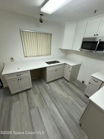 7801 Maplewood Drive 911, Melbourne, FL 32904