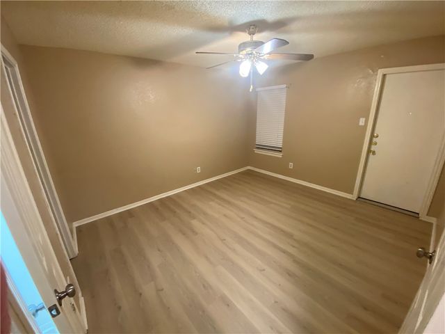 7201 Kress F-1, Corpus Christi, TX 78413