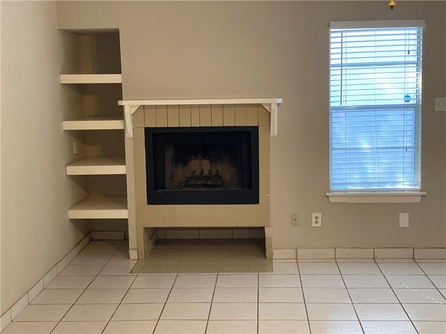 7201 Kress F-1, Corpus Christi, TX 78413