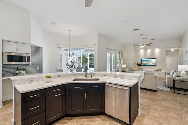 2541 TETON STONE RUN, Orlando, FL 32828