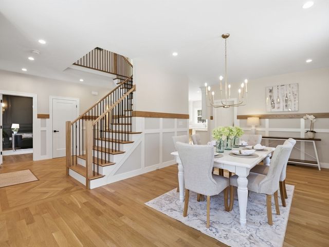 1 Delisio Dr, Andover, MA 01810