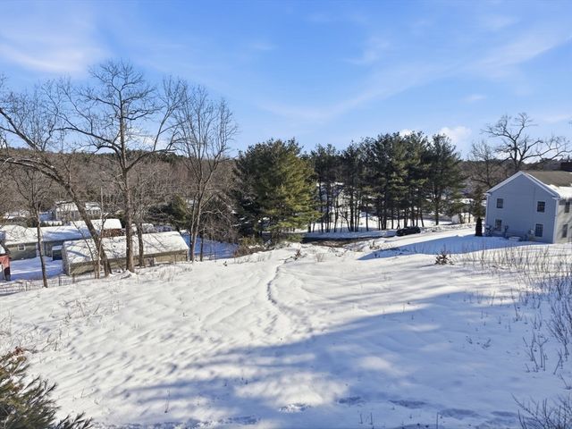 1 Delisio Dr, Andover, MA 01810