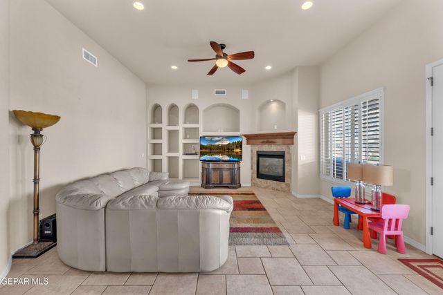 3336 TIERRA ALMA Lane, El Paso, TX 79938