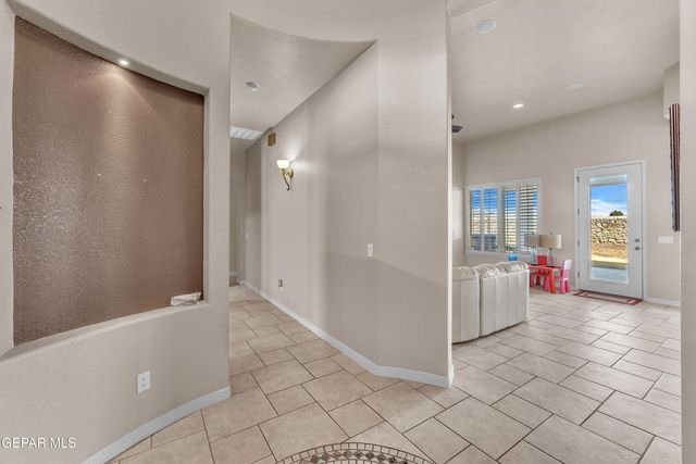 3336 TIERRA ALMA Lane, El Paso, TX 79938