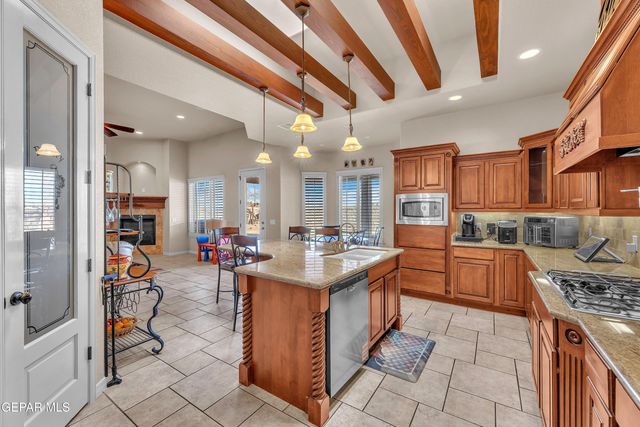 3336 TIERRA ALMA Lane, El Paso, TX 79938