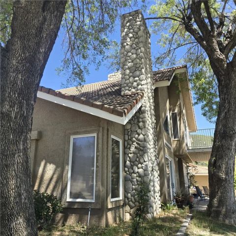 1015 Deercrest, San Bernardino, CA 92407