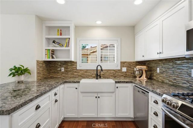 18858 Milos Circle, Huntington Beach, CA 92648