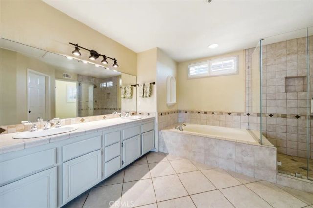 18858 Milos Circle, Huntington Beach, CA 92648