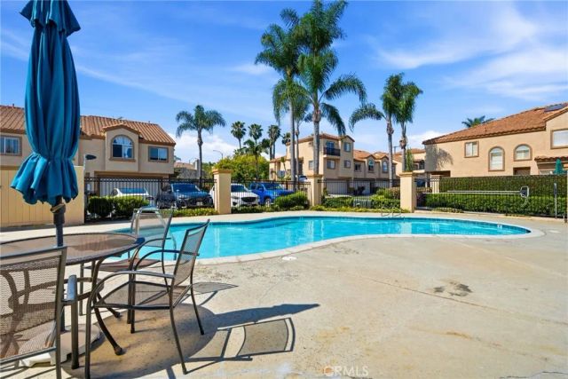 18858 Milos Circle, Huntington Beach, CA 92648