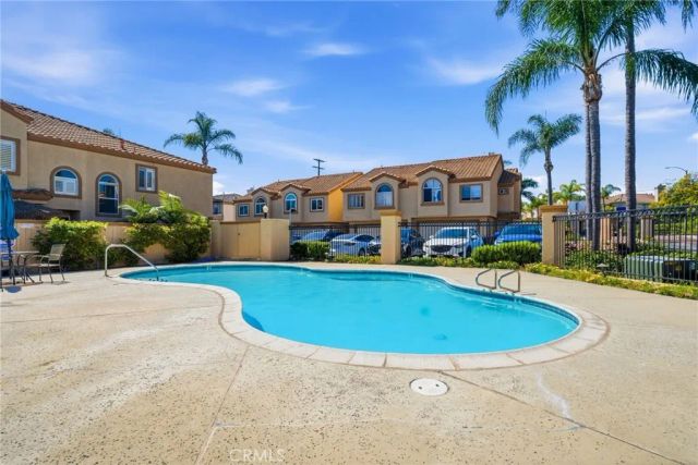 18858 Milos Circle, Huntington Beach, CA 92648