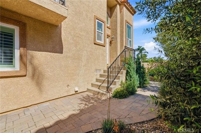 18858 Milos Circle, Huntington Beach, CA 92648