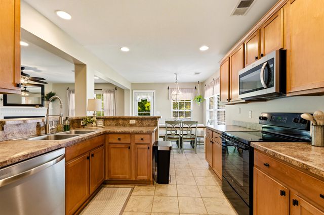 112 Avondale Dr., Myrtle Beach, SC 29588