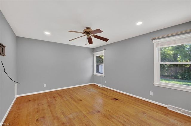 1683 Meredith RD, Virginia Beach, VA 23455