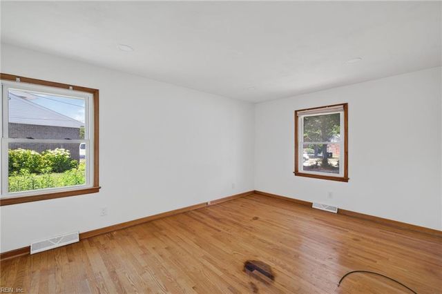 1683 Meredith RD, Virginia Beach, VA 23455