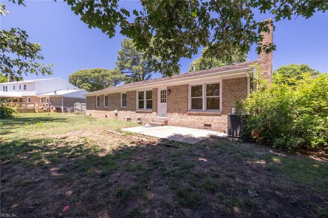 1683 Meredith RD, Virginia Beach, VA 23455
