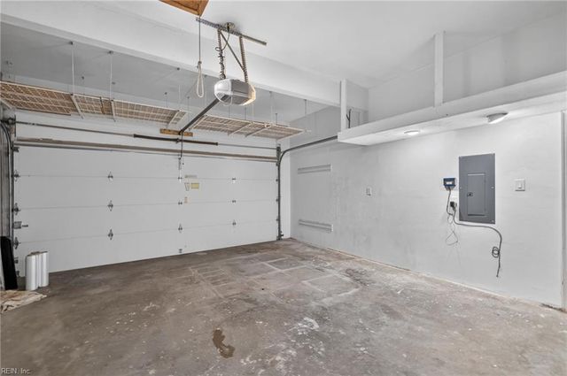 1683 Meredith RD, Virginia Beach, VA 23455