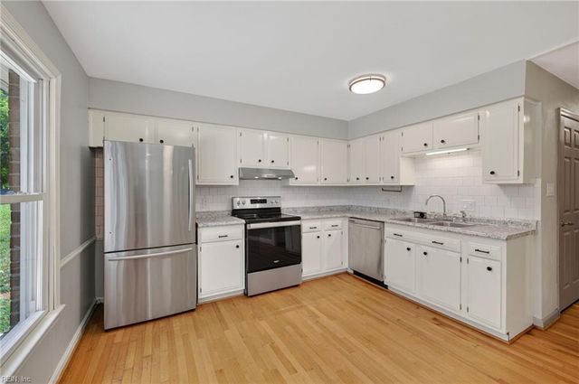 1683 Meredith RD, Virginia Beach, VA 23455
