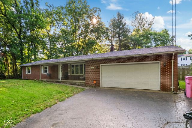 7960 S Sullivan Place, Terre Haute, IN 47802