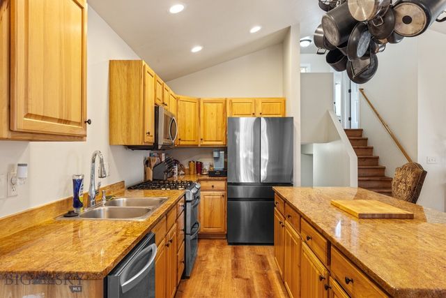 250 Jackson Lane, Belgrade, MT 59714