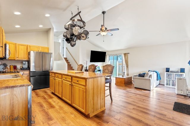 250 Jackson Lane, Belgrade, MT 59714