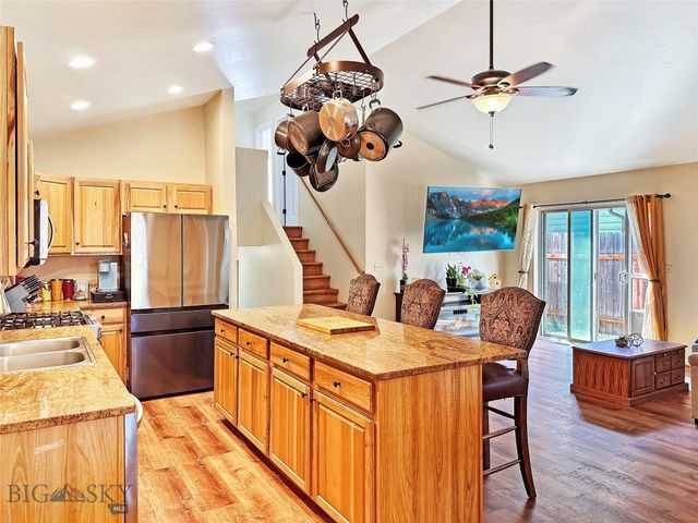 250 Jackson Lane, Belgrade, MT 59714