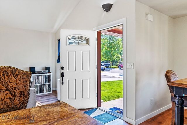 250 Jackson Lane, Belgrade, MT 59714