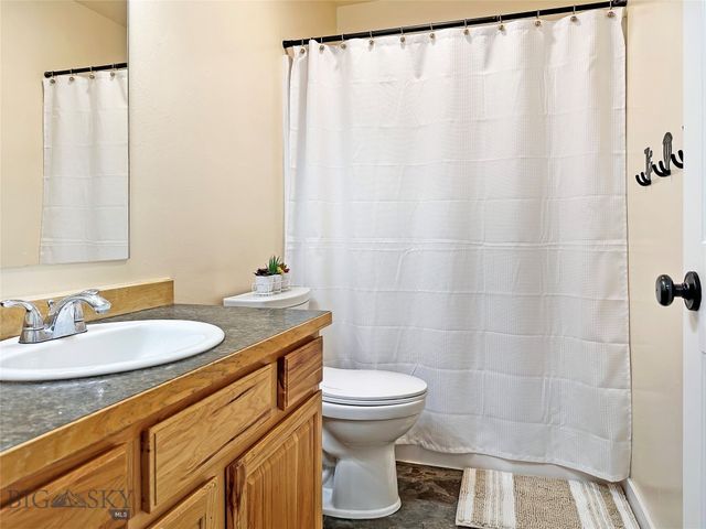 250 Jackson Lane, Belgrade, MT 59714