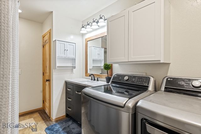 250 Jackson Lane, Belgrade, MT 59714