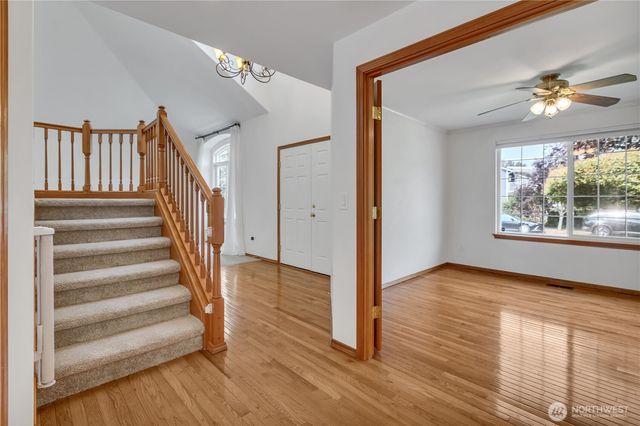 1925 19th Street SE, Puyallup, WA 98372