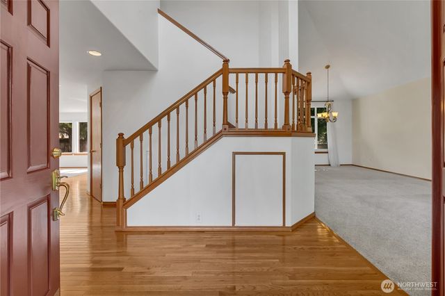 1925 19th Street SE, Puyallup, WA 98372