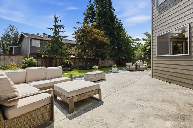 1925 19th Street SE, Puyallup, WA 98372