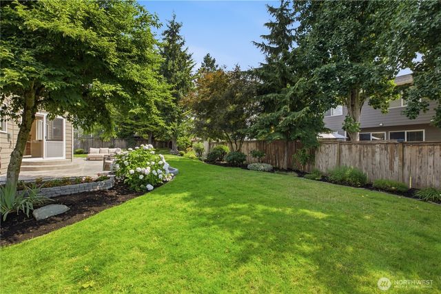 1925 19th Street SE, Puyallup, WA 98372