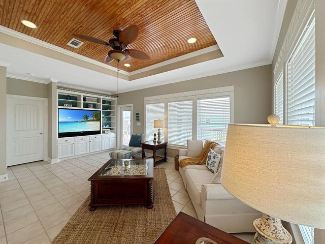 944 Raymond, Crystal Beach, TX 77650